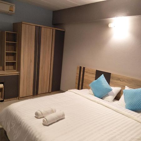 Rinrada Place Hotel Ubon Ratchathani Eksteriør billede