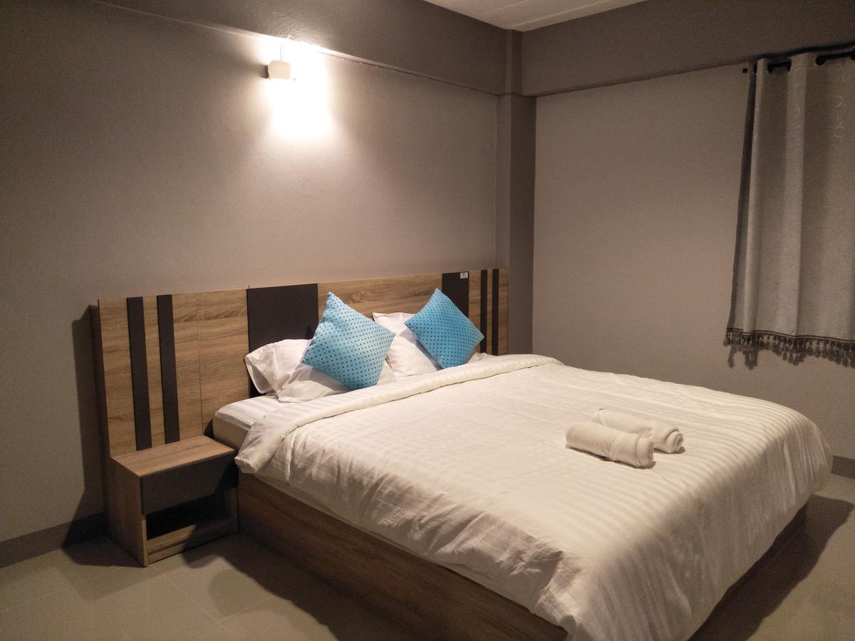 Rinrada Place Hotel Ubon Ratchathani Eksteriør billede