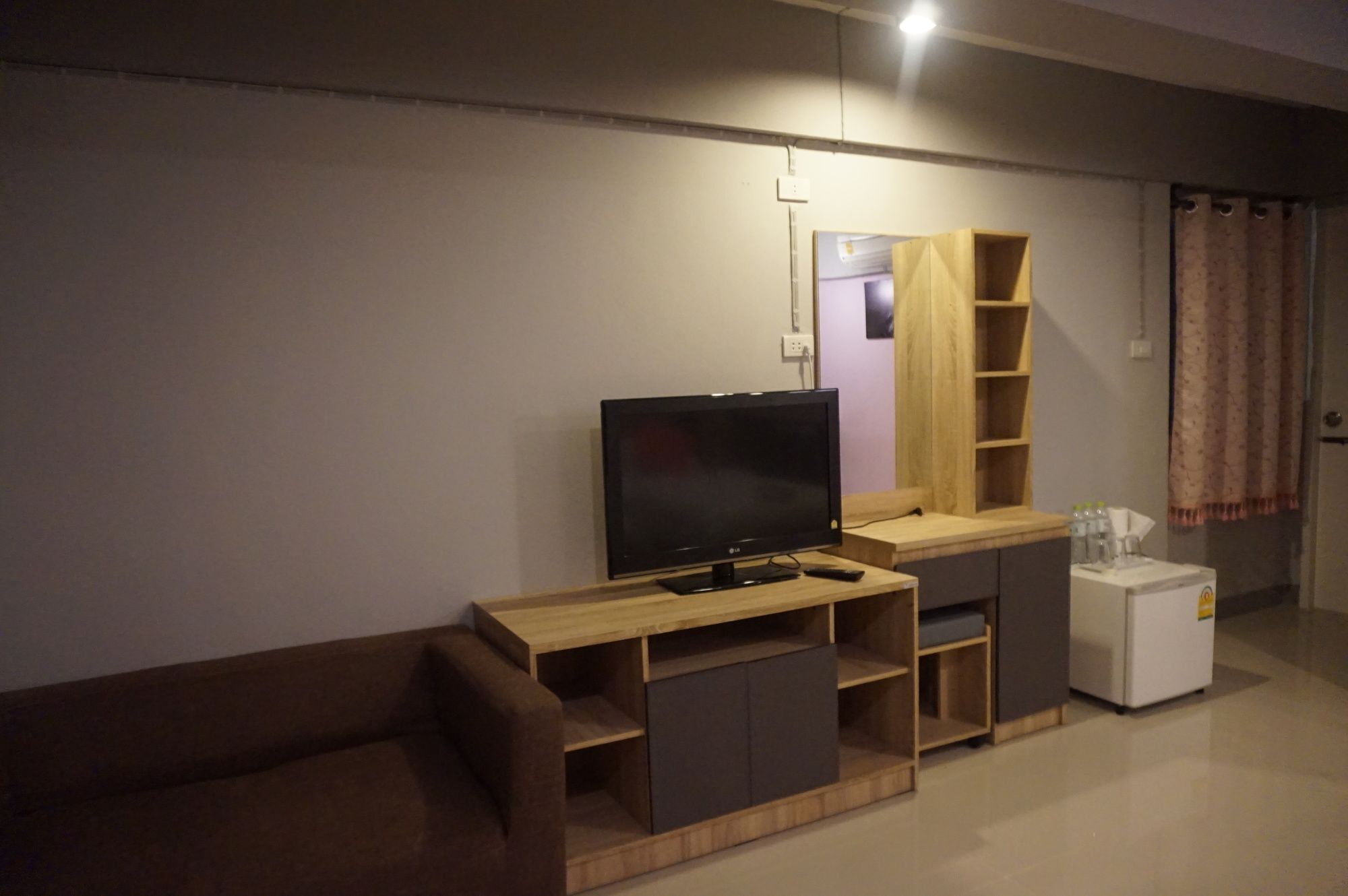 Rinrada Place Hotel Ubon Ratchathani Eksteriør billede