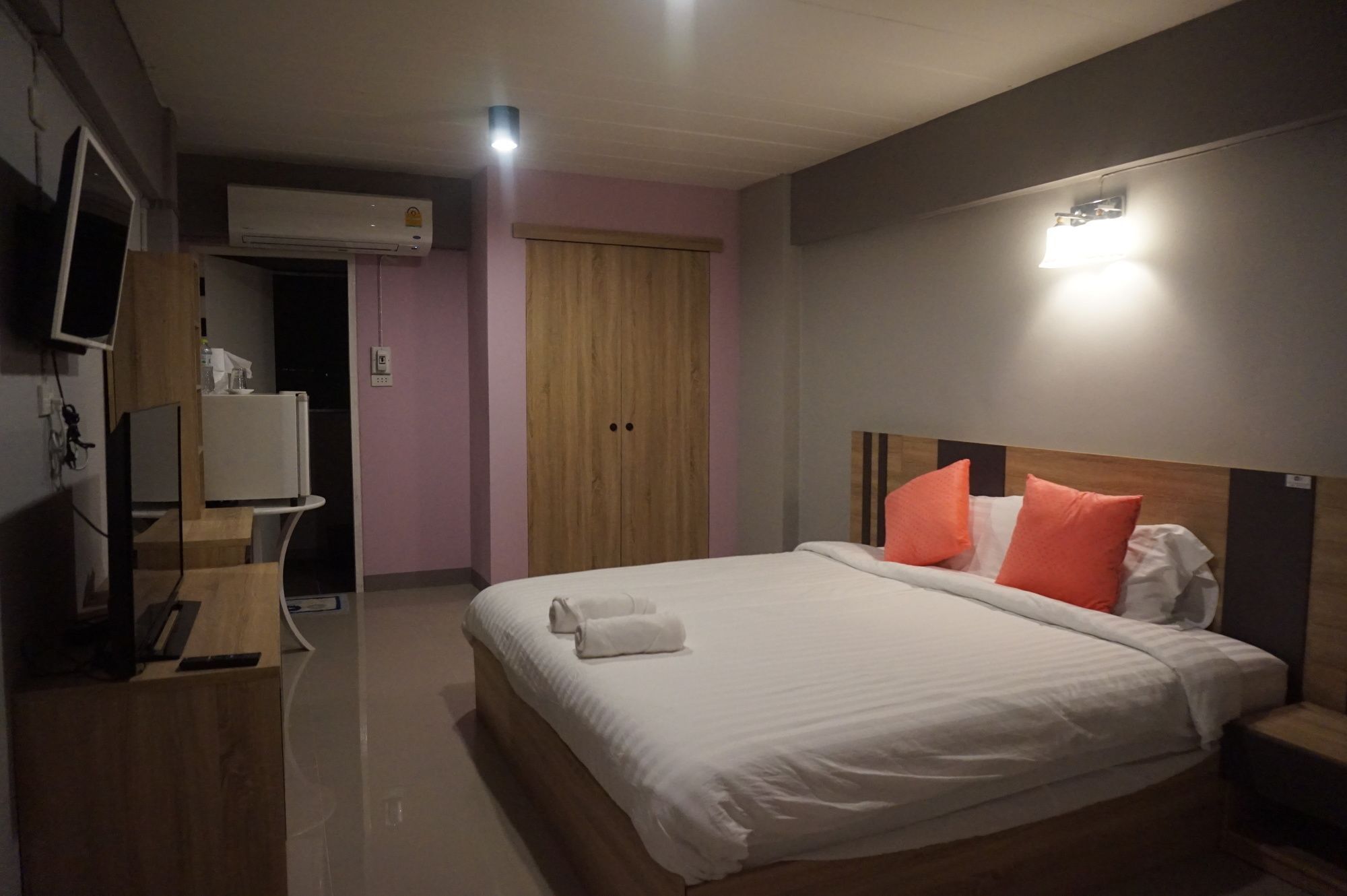 Rinrada Place Hotel Ubon Ratchathani Eksteriør billede