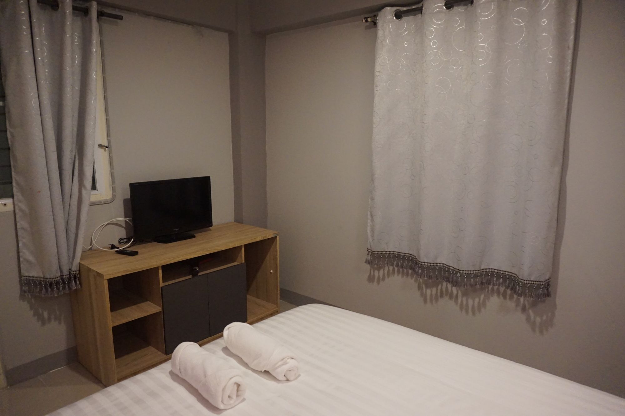 Rinrada Place Hotel Ubon Ratchathani Eksteriør billede